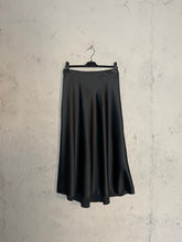 Carica l&#39;immagine nel visualizzatore di Gallery, gonna satin
