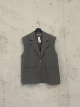 Carica l&#39;immagine nel visualizzatore di Gallery, GILET OVER
