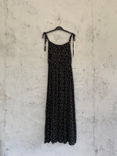 Carica l&#39;immagine nel visualizzatore di Gallery, DRESS LAND
