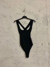 Carica l&#39;immagine nel visualizzatore di Gallery, BODY CROSS

