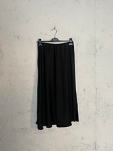 Carica l&#39;immagine nel visualizzatore di Gallery, gonna satin
