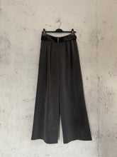 Carica l&#39;immagine nel visualizzatore di Gallery, BB PANTS GRIGIO
