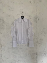 Carica l&#39;immagine nel visualizzatore di Gallery, cut shirt
