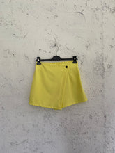 Carica l&#39;immagine nel visualizzatore di Gallery, SKIRTYPANTS GIALLA
