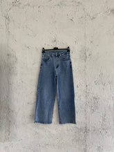 Carica l&#39;immagine nel visualizzatore di Gallery, JEANS ANKLE CUT
