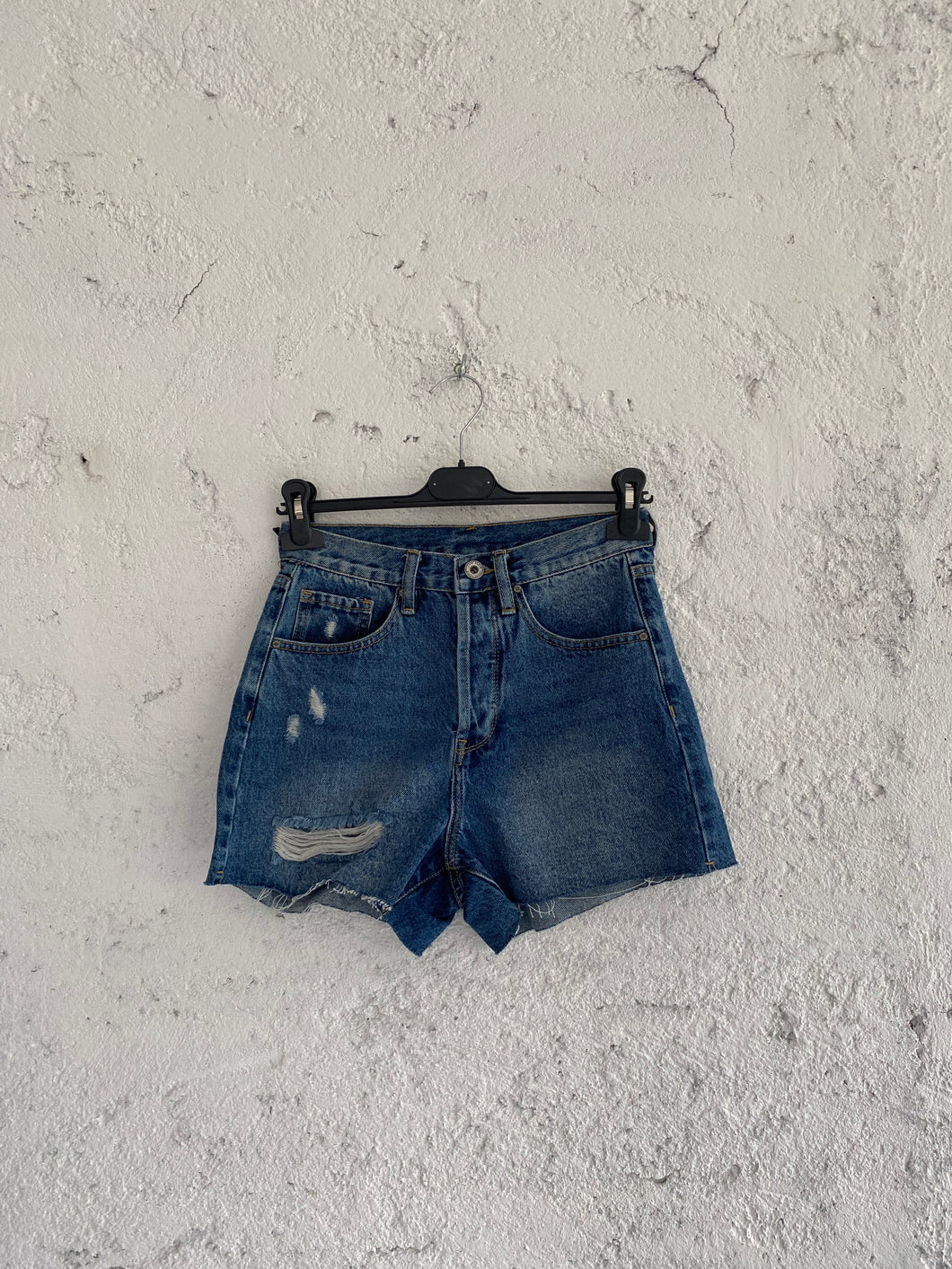 SHORTS CUT
