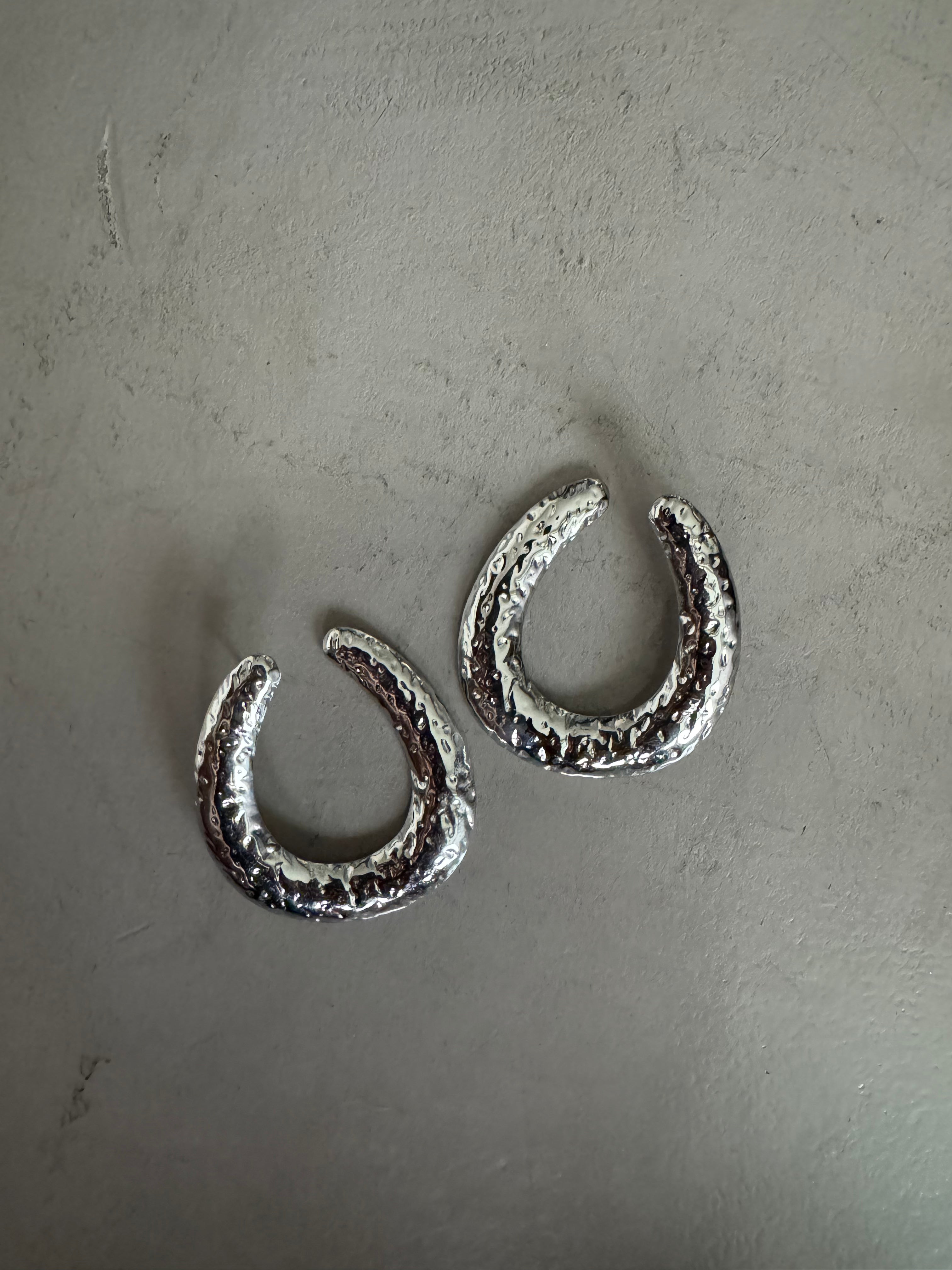 EARRINGS POUND