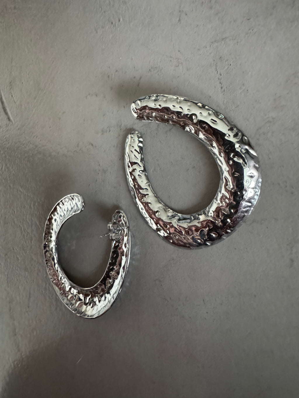 EARRINGS POUND