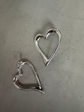 Carica l&#39;immagine nel visualizzatore di Gallery, EARRINGS VOID
