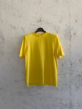 Carica l&#39;immagine nel visualizzatore di Gallery, T-shirt spallotte
