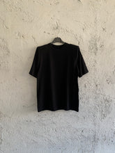 Carica l&#39;immagine nel visualizzatore di Gallery, T-shirt spallotte

