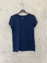 Carica l&#39;immagine nel visualizzatore di Gallery, t-shirt basic
